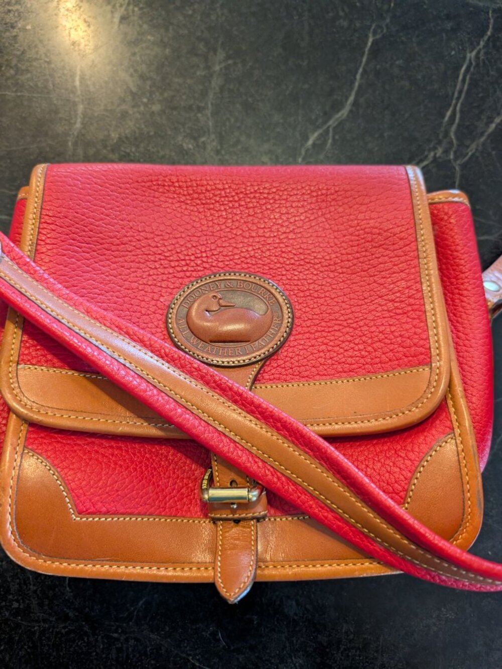 Dooney & Bourke purse - Picture 6 of 8